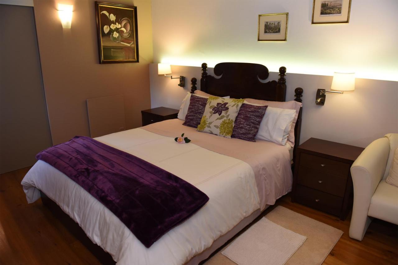 Casas De Pedra Villa Camacha  ภายนอก รูปภาพ