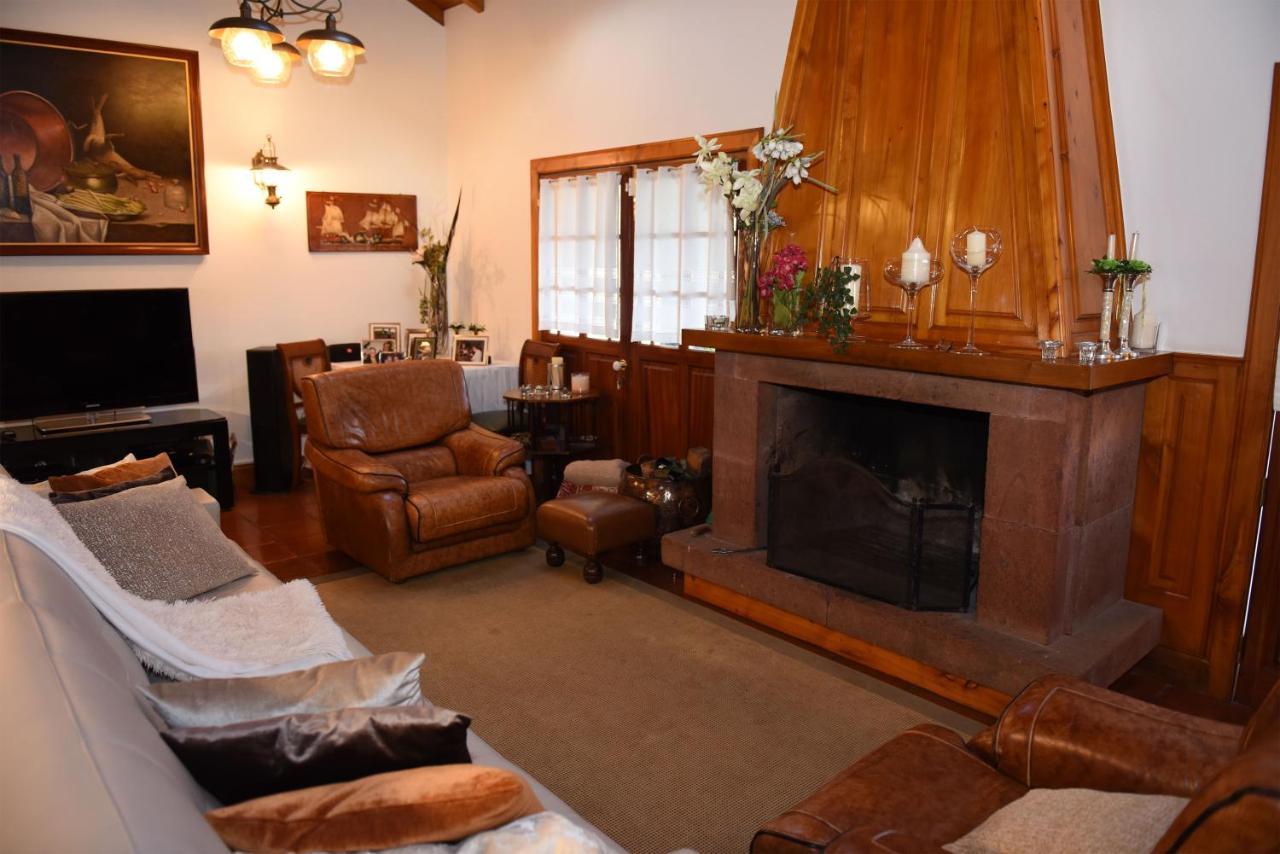 Casas De Pedra Villa Camacha  ภายนอก รูปภาพ