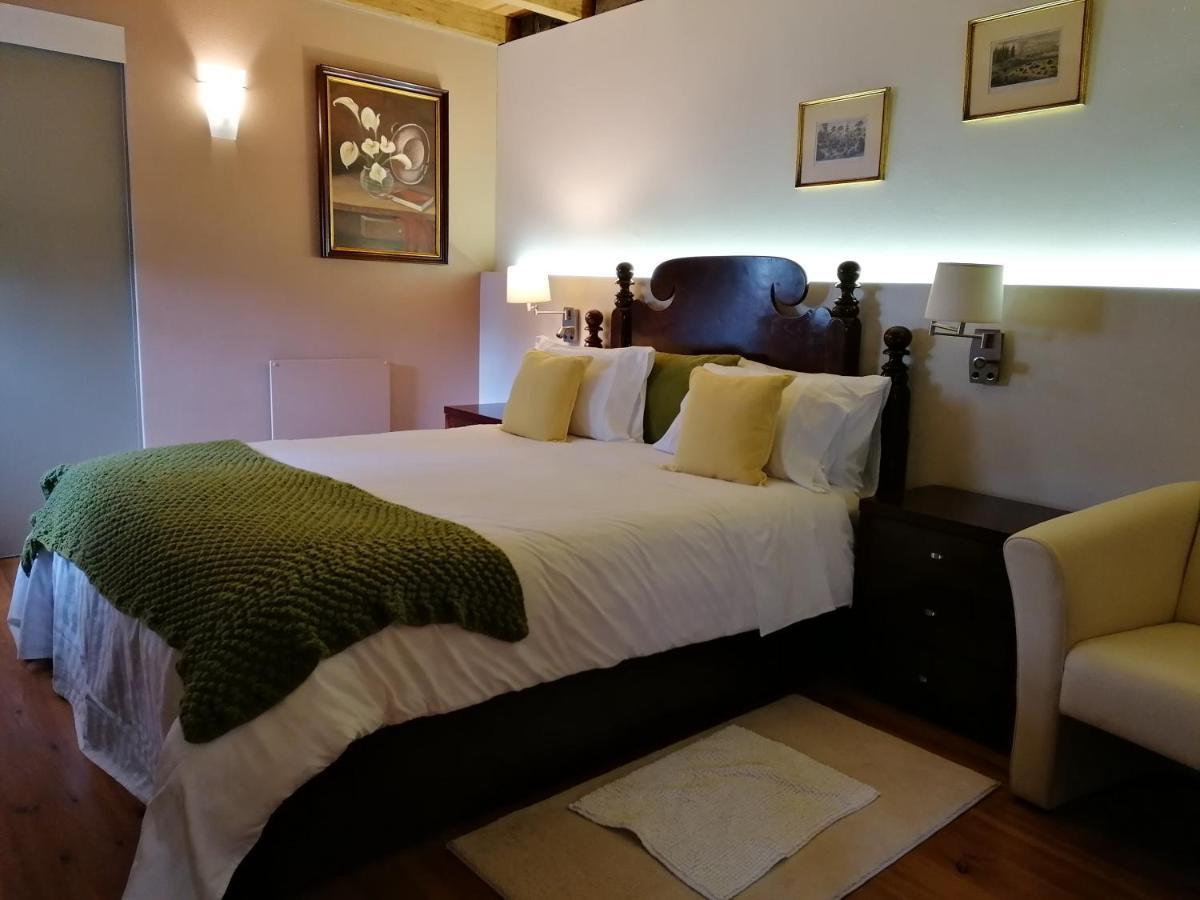 Casas De Pedra Villa Camacha  ภายนอก รูปภาพ